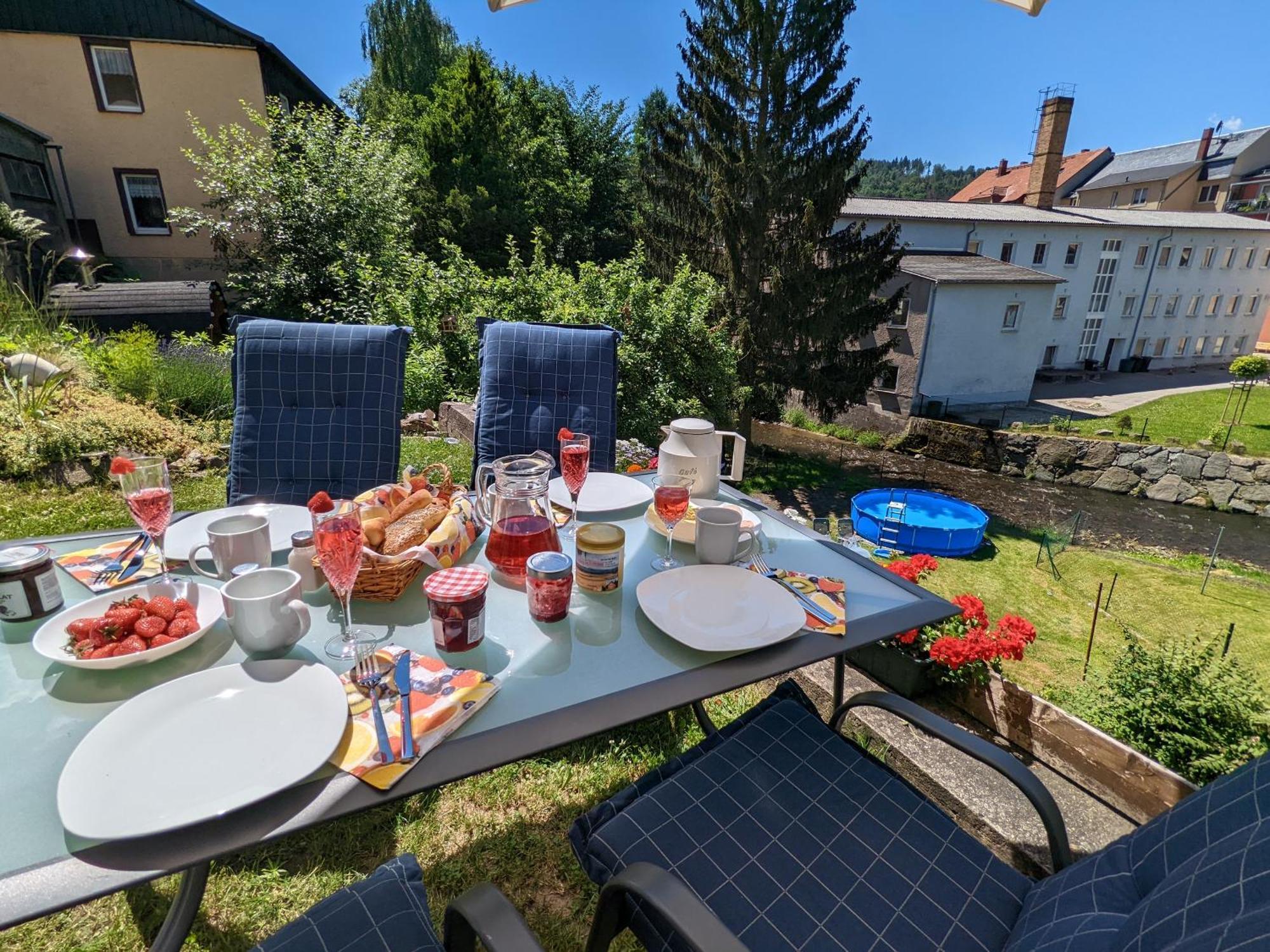 Uo2 - Urlaubsmagie - Garten, Whirlpool, Sauna Apartment Sebnitz Luaran gambar
